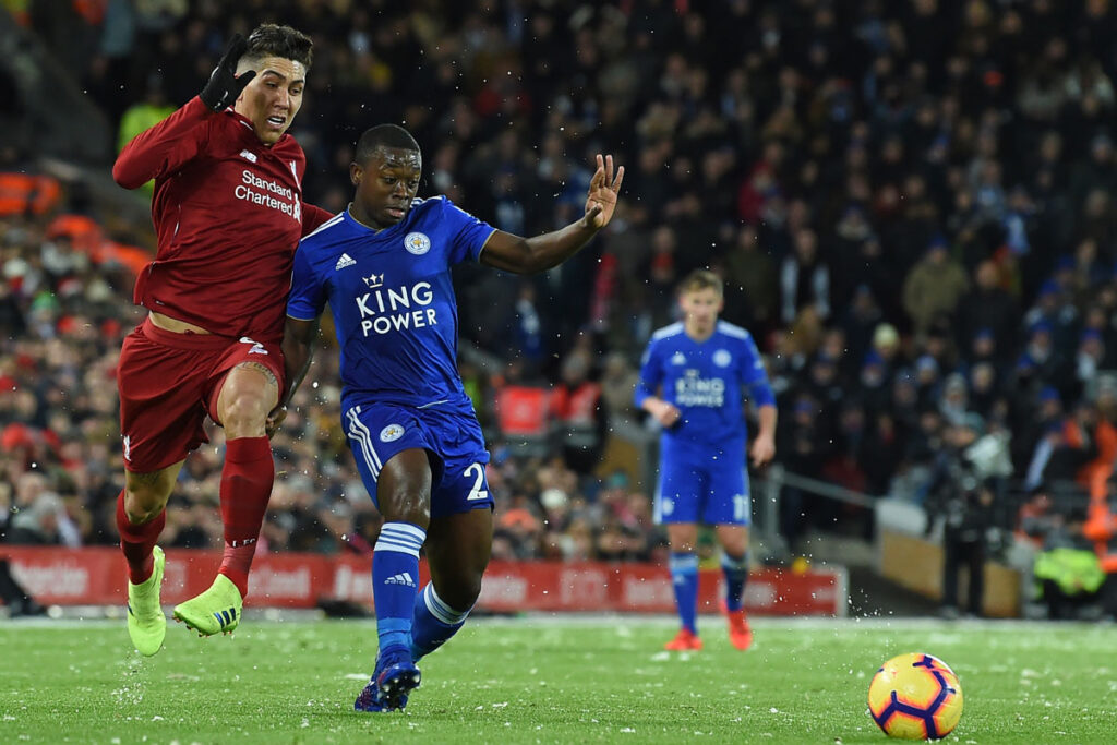 หงษ์เปิดบ้านถล่ม