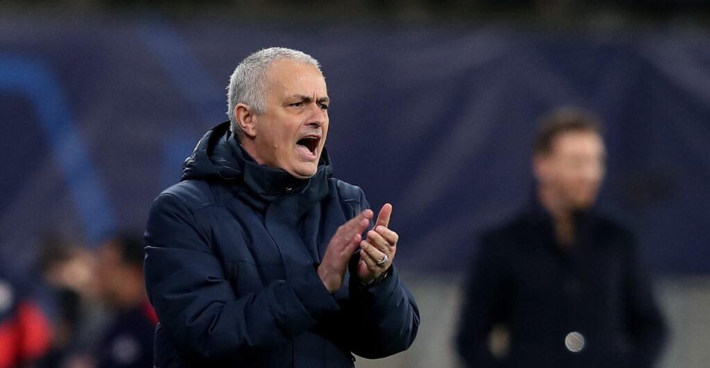 สร้างปัญหาริมเส้น