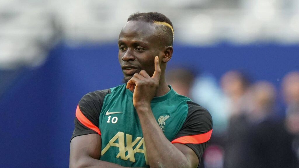 มาเน่บอกปัด