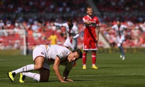 ยิงสองเสมอ