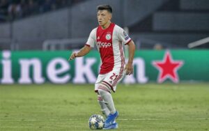 คว้าชัยให้ทีม