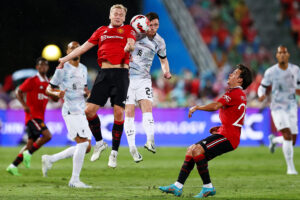 คว้าชัยสวย