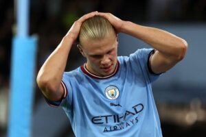 ฮาแลนด์หลอกหลอน