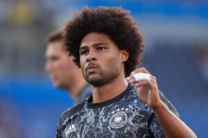 ปรับปรุงสนาม