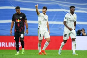 ตอบโต้เสียงโห่