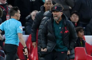 ไม่ยุติธรรม