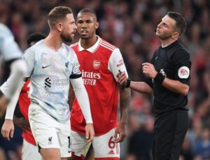 ตอบแบบโกรธ