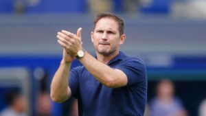 ยกย่องคู่หู