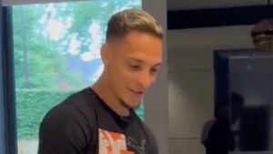 เปลี่ยนแปลงบ้าน