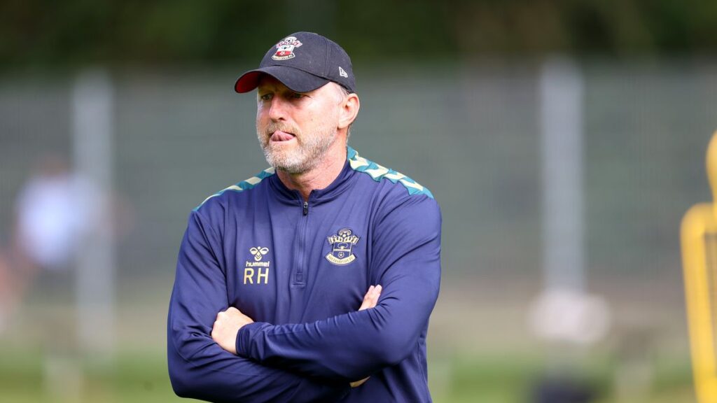 ราล์ฟถูกไล่ออก