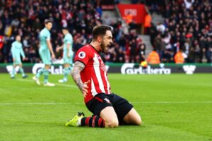 ราล์ฟถูกไล่ออก