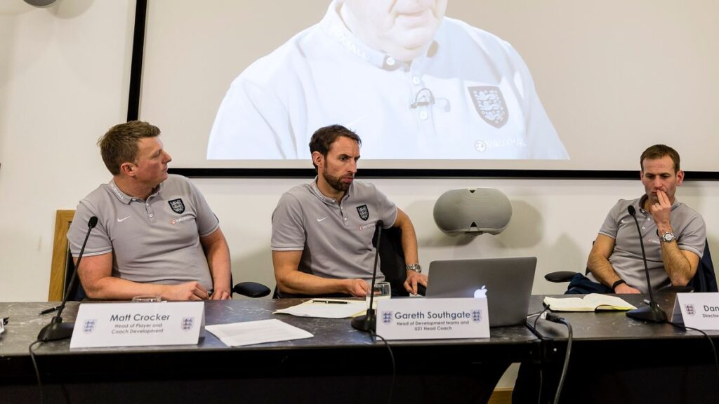 คู่หูตัวกระตุ้น