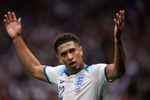 เล่นด้วยอิสระ