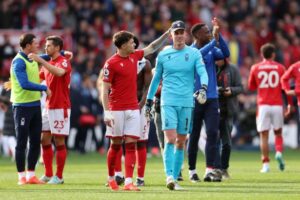 กลับไปสู่แผน