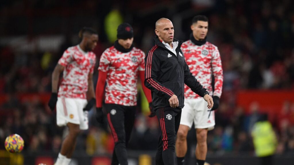 โค้ชทีมชุดใหญ่